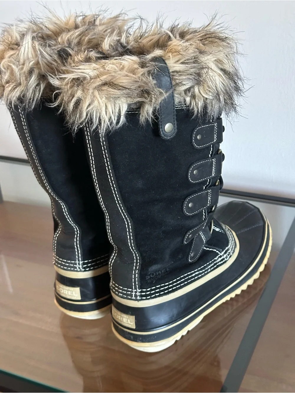 SOREL Joan of Arctic Waterproof Boot Size 10
